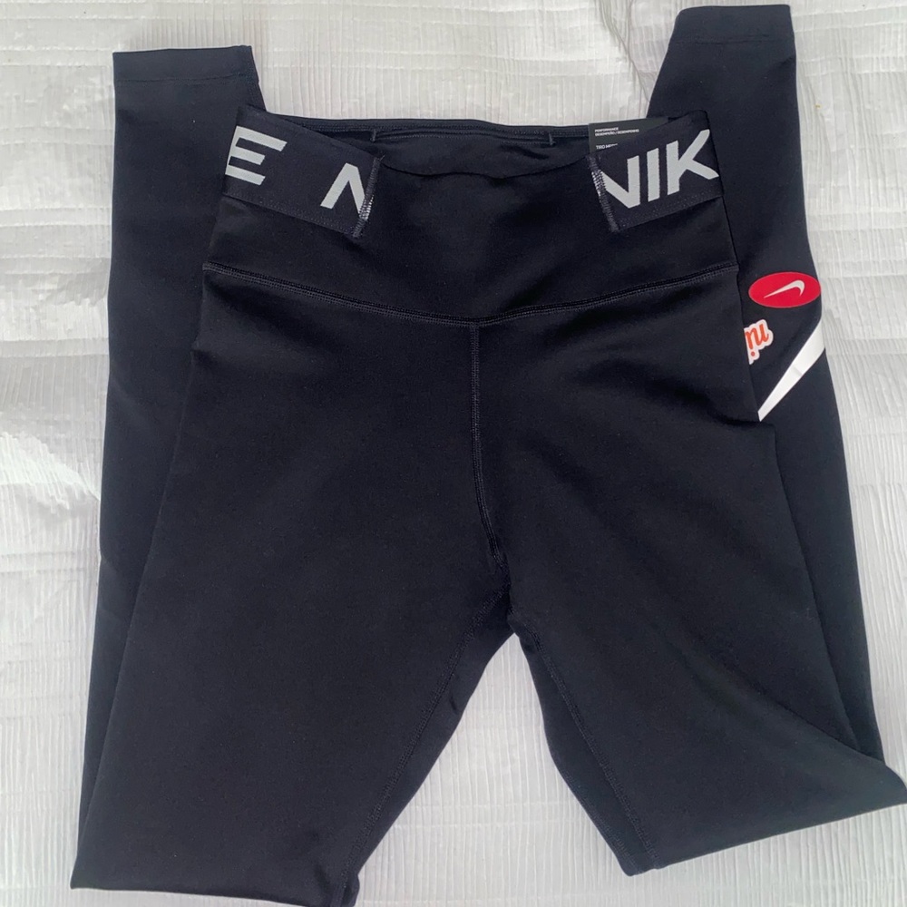 Nike leggings